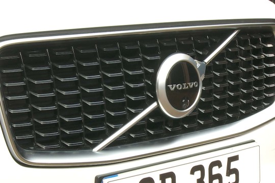 Volvo XC90 SUV 2.0 B5 P 250HP Plus Dark Auto AWD